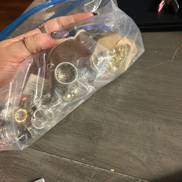 48 Piece Boho/Beaded Jewelry Bundle - Silver and Gold Tones ALL WEARABLE - LOT - Picture 5 of 9